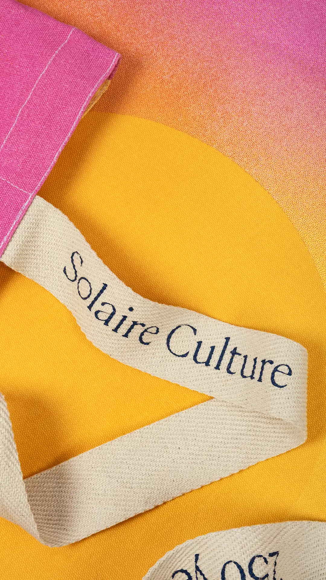 gr20 Paris - Agence de design GR20 design graphique signaletique paris branding graphic fashion food drinks culture luxury architecture