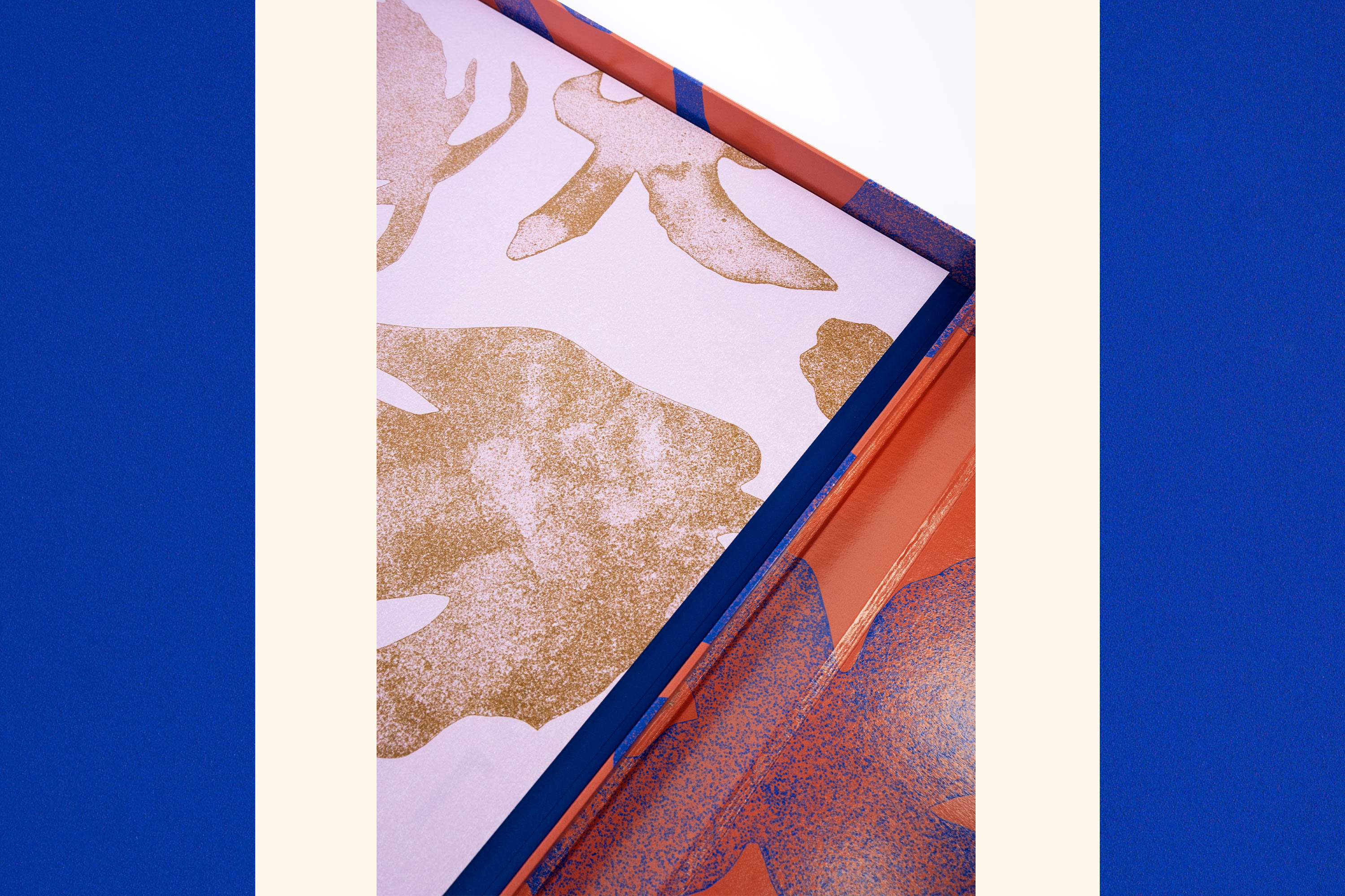 L’Olive—Paris, RJ X GR20 GR20 design graphique signaletique paris branding graphic fashion food drinks culture luxury architecture