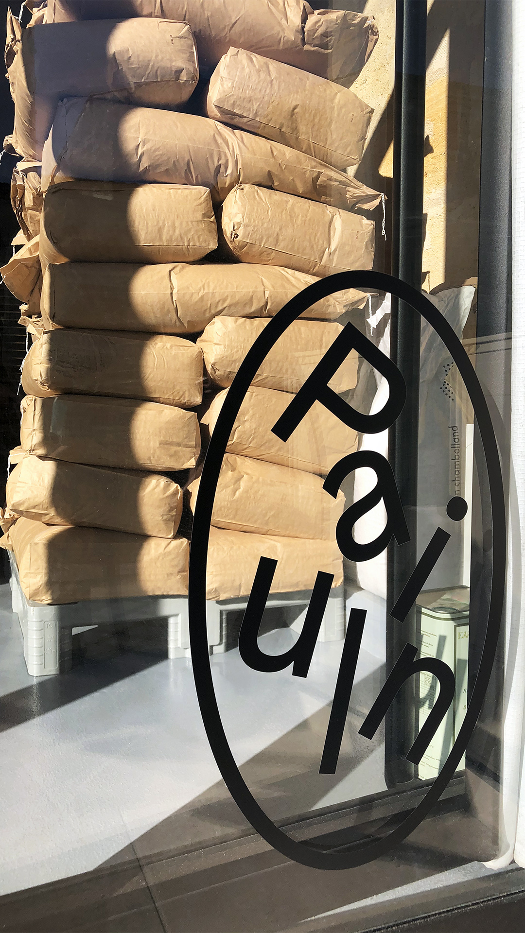 Pain paulin —stores GR20 design graphique signaletique paris branding graphic fashion food drinks culture luxury architecture