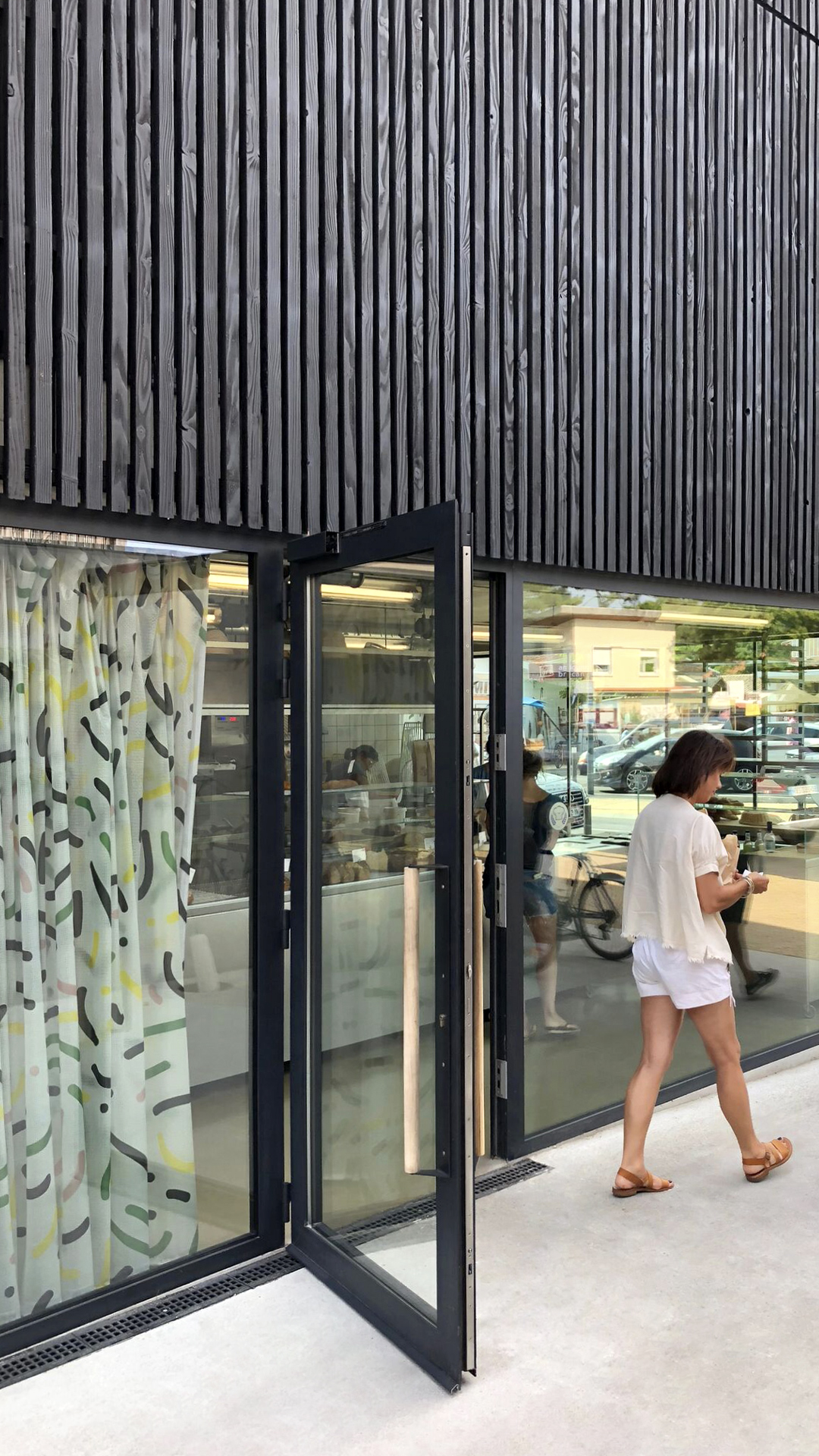 Pain paulin —stores GR20 design graphique signaletique paris branding graphic fashion food drinks culture luxury architecture