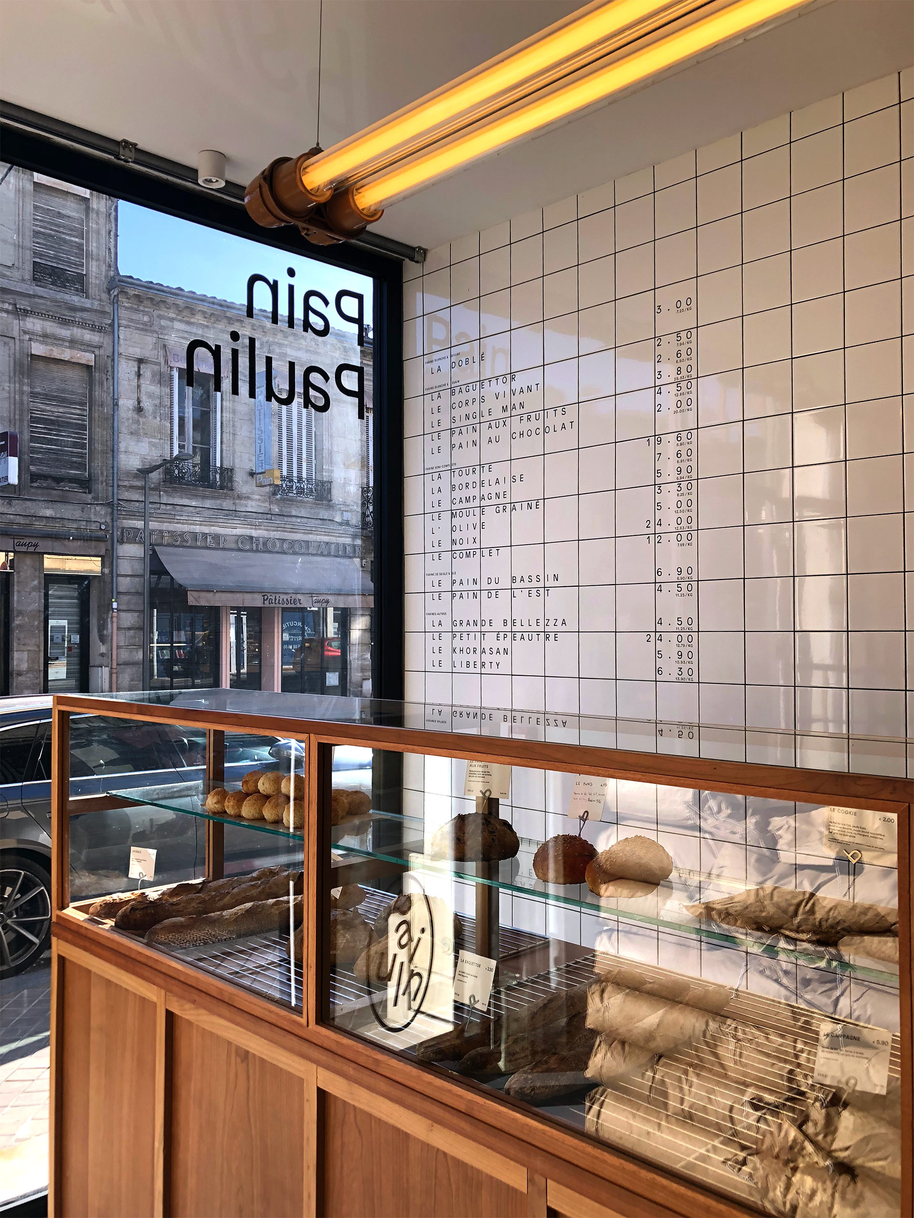 Pain paulin —stores GR20 design graphique signaletique paris branding graphic fashion food drinks culture luxury architecture