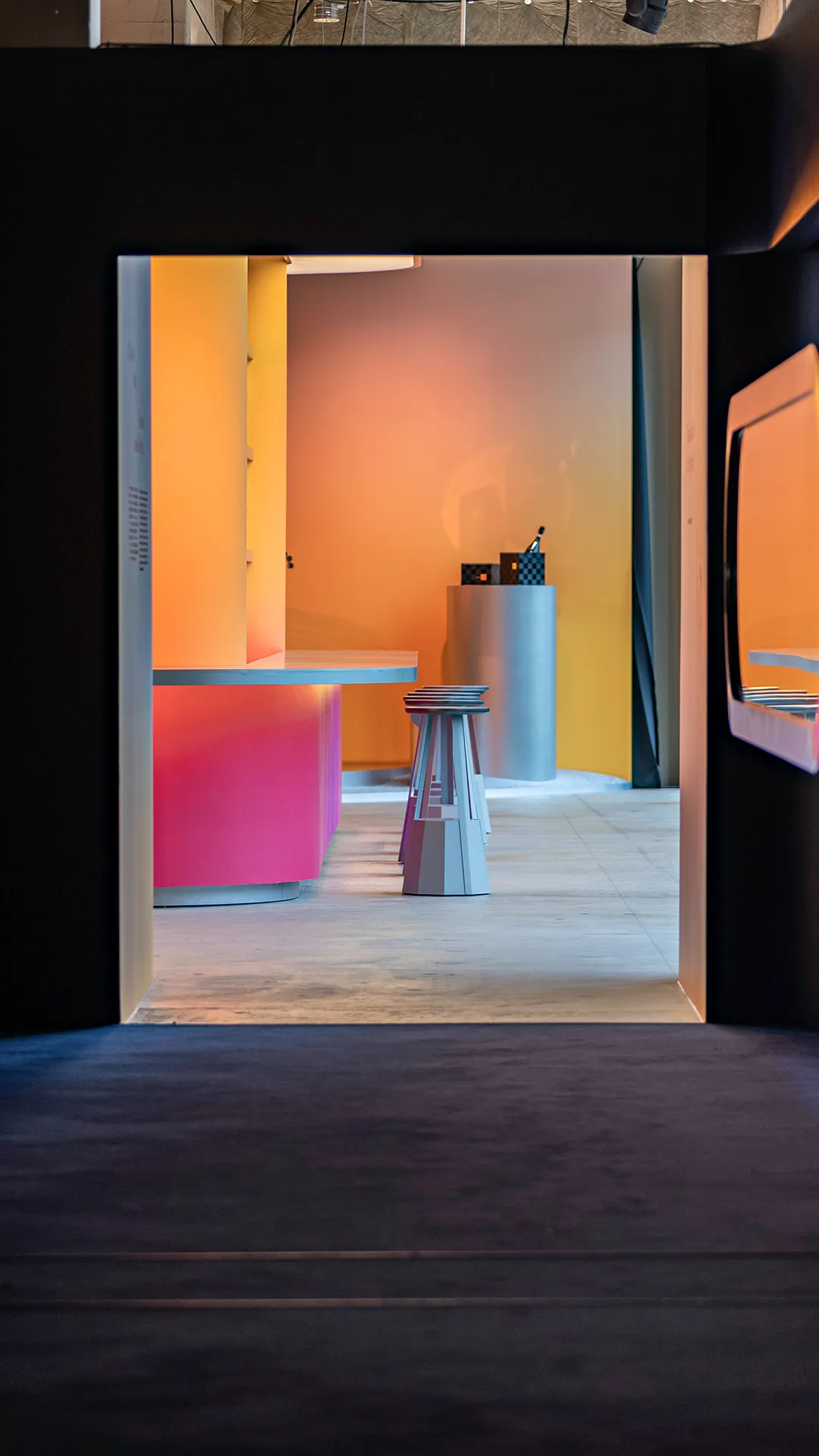 Veuve Clicquot, 250 years —Tokyo GR20 design graphique signaletique paris branding graphic fashion food drinks culture luxury architecture