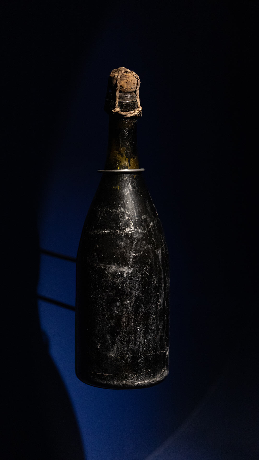 Veuve Clicquot, 250 years —Tokyo GR20 design graphique signaletique paris branding graphic fashion food drinks culture luxury architecture