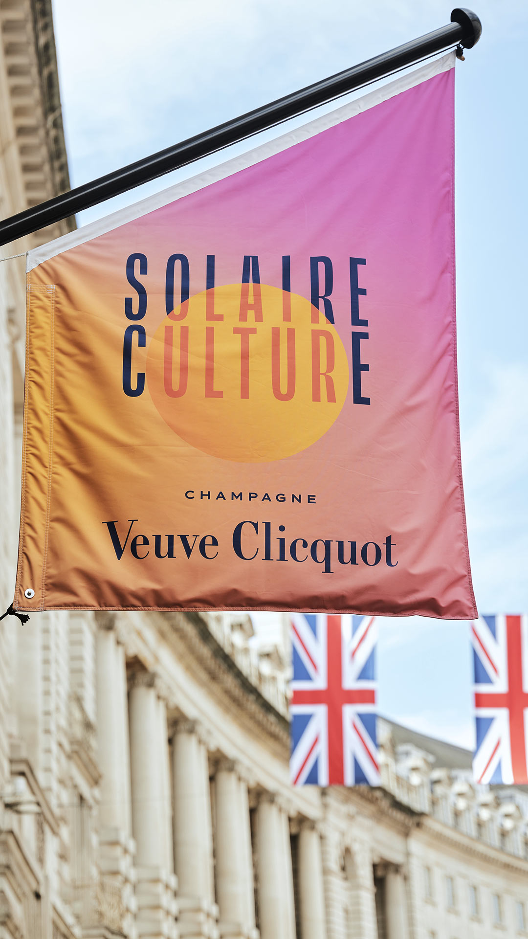 Veuve Clicquot, 250 years —London GR20 design graphique signaletique paris branding graphic fashion food drinks culture luxury architecture