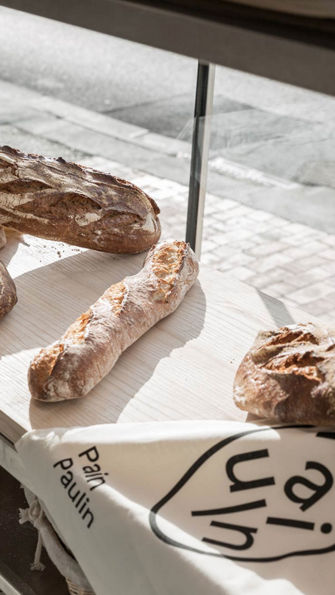 Pain Paulin —identity GR20 design graphique signaletique paris branding graphic fashion food drinks culture luxury architecture