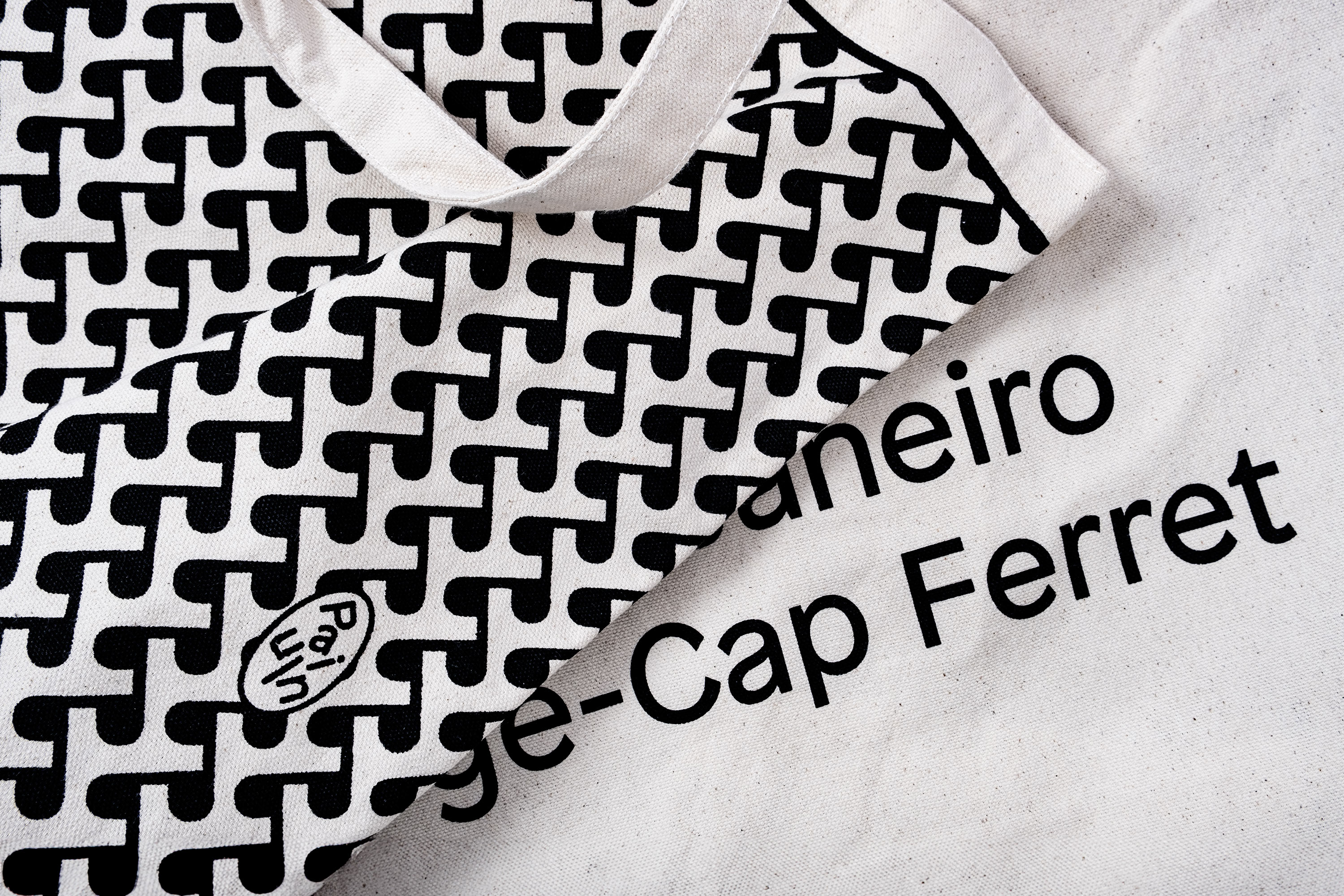 Identité visuelle GR20 design graphique signaletique paris branding graphic fashion food drinks culture luxury architecture